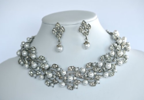 Vintage Jewelry for Weddings Inspired by a Bridal Shop